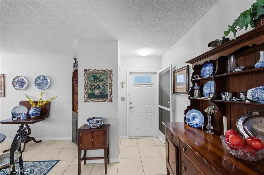 256 Palm Drive Naples FL 34112