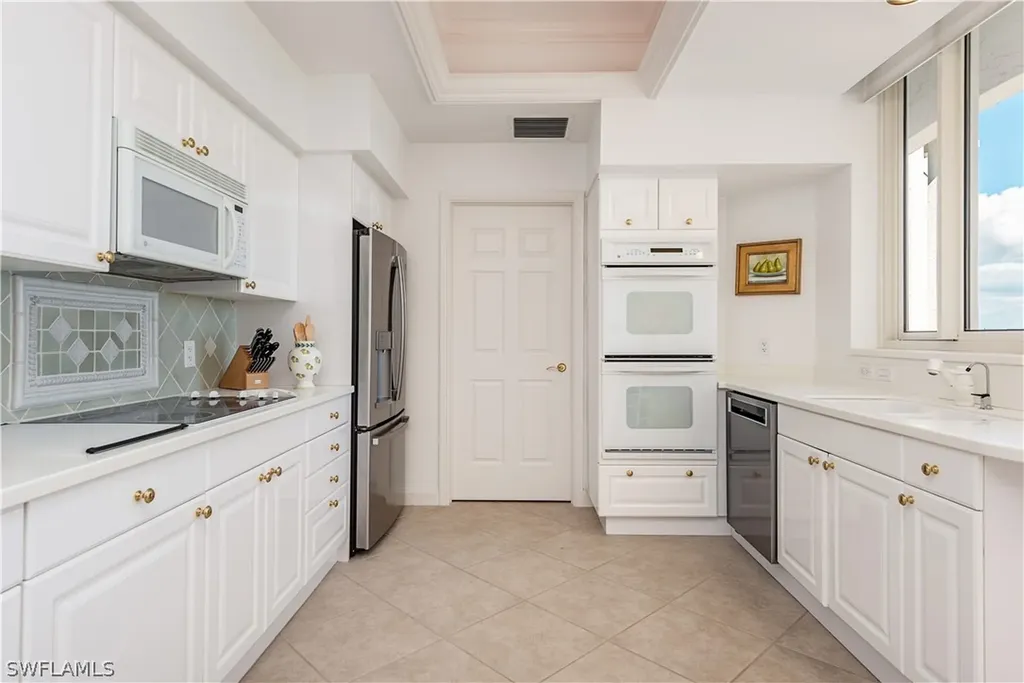 7117 Pelican Bay Boulevard Naples FL 34108