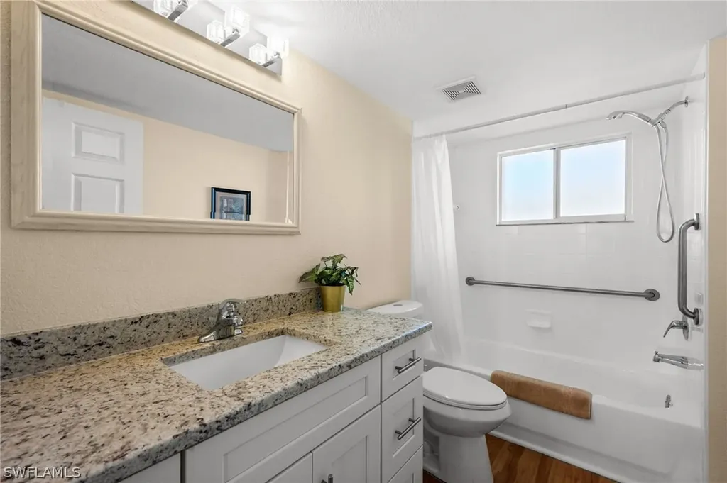 8264 Key Royal Circle Naples FL 34119