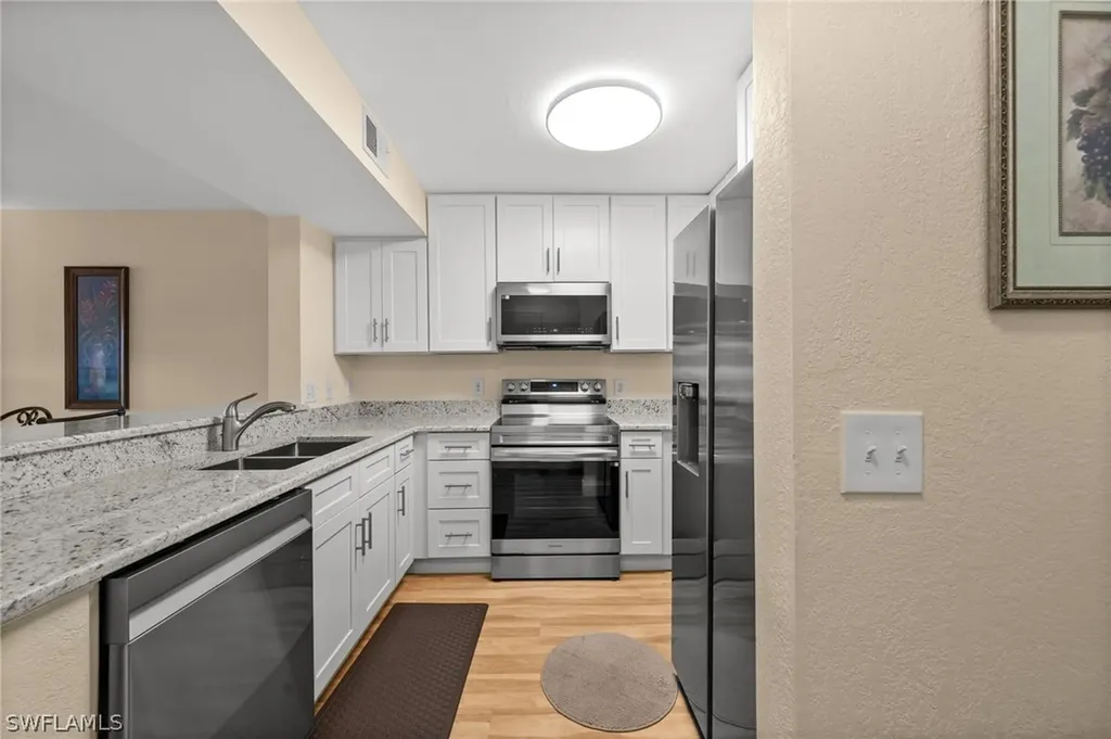 8264 Key Royal Circle Naples FL 34119
