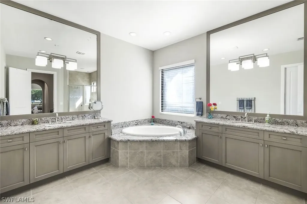 9469 Greenleigh Court Naples FL 34120