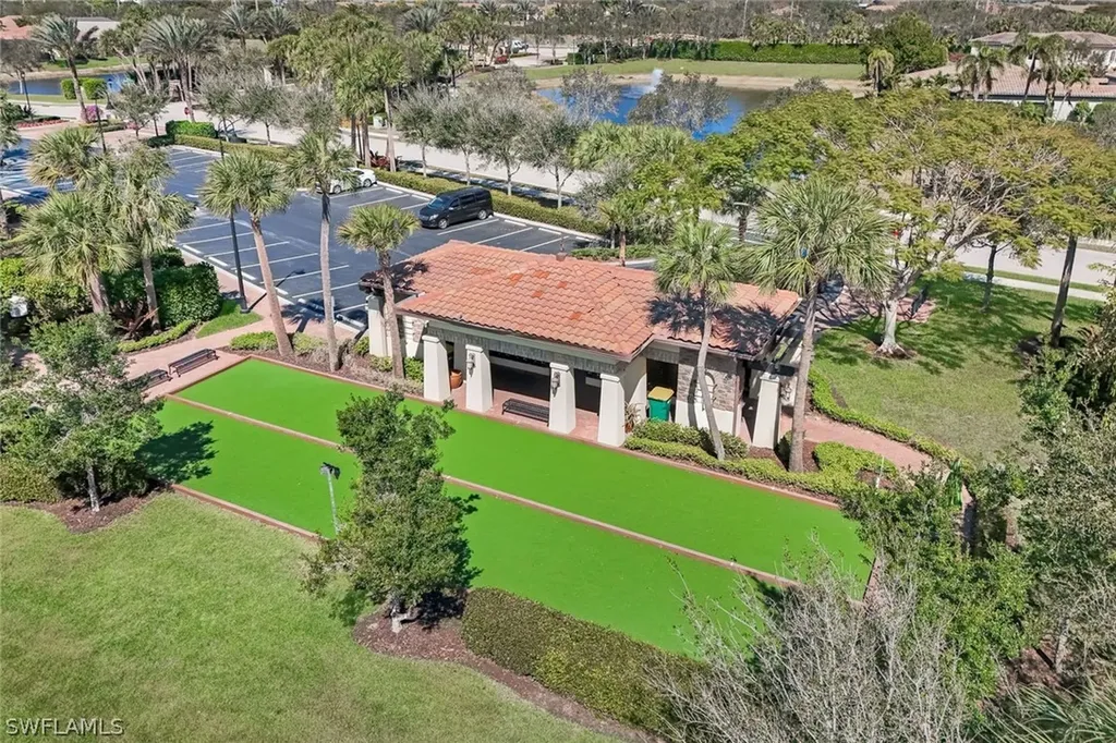 9469 Greenleigh Court Naples FL 34120