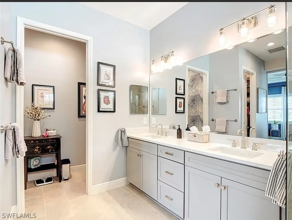 4058 Aquila Place Naples FL 34120