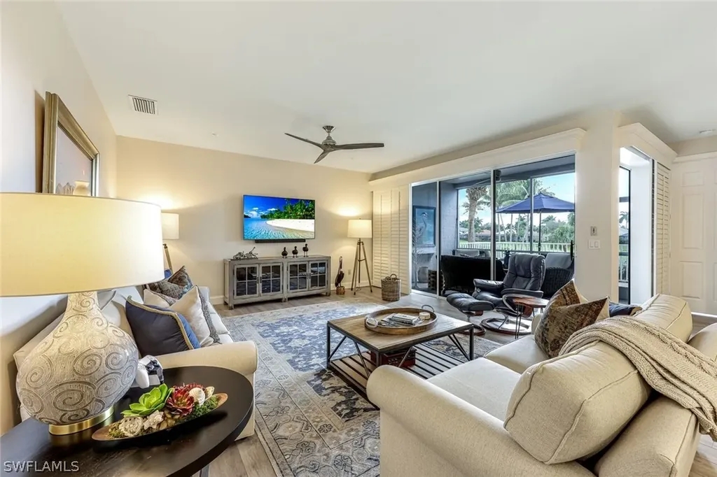 1610 Clermont Drive Naples FL 34109