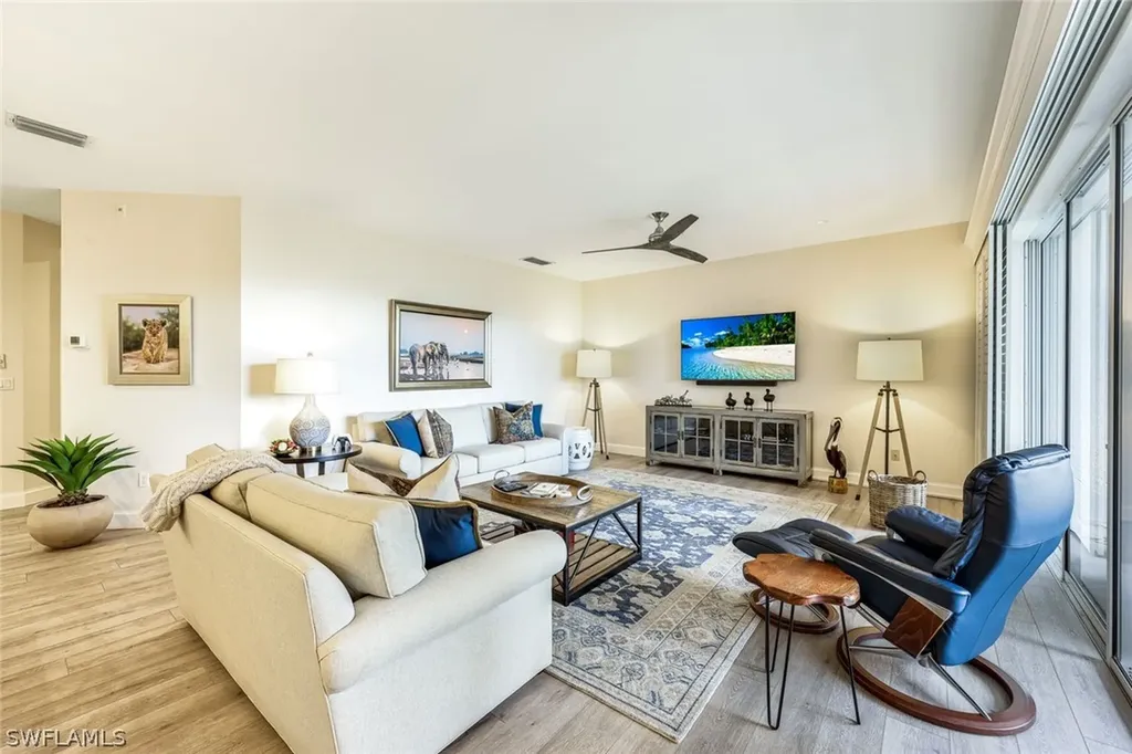 1610 Clermont Drive Naples FL 34109