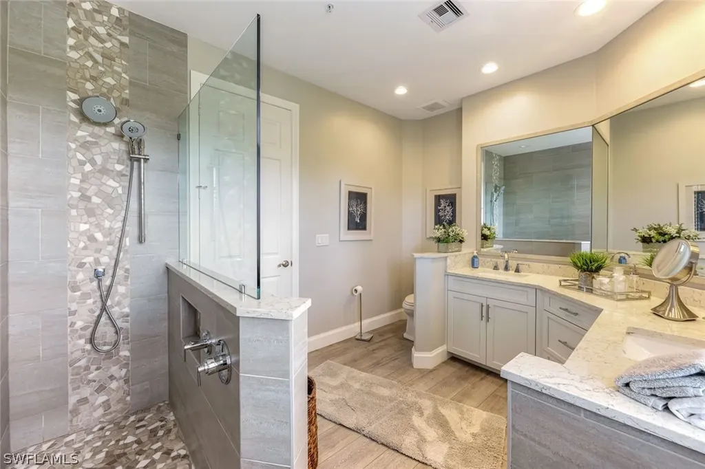 1610 Clermont Drive Naples FL 34109