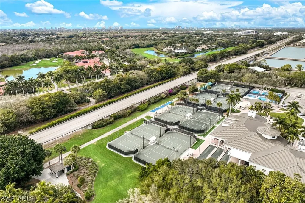 1610 Clermont Drive Naples FL 34109