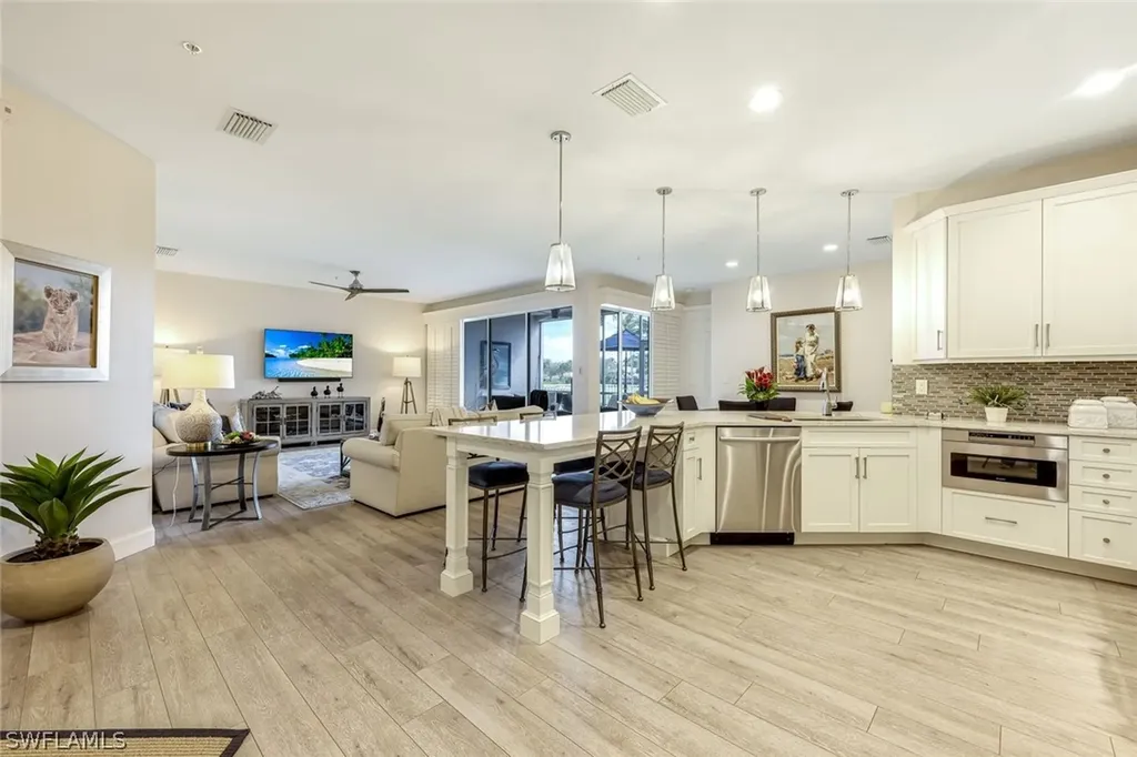 1610 Clermont Drive Naples FL 34109