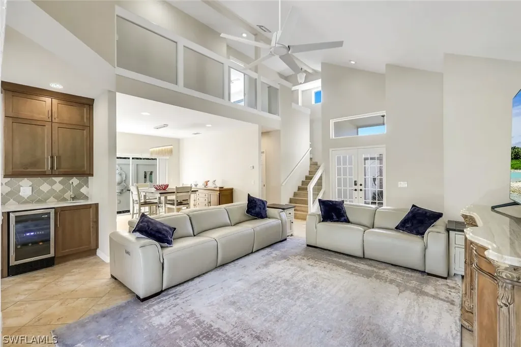 547 Cormorant Cove Naples FL 34113
