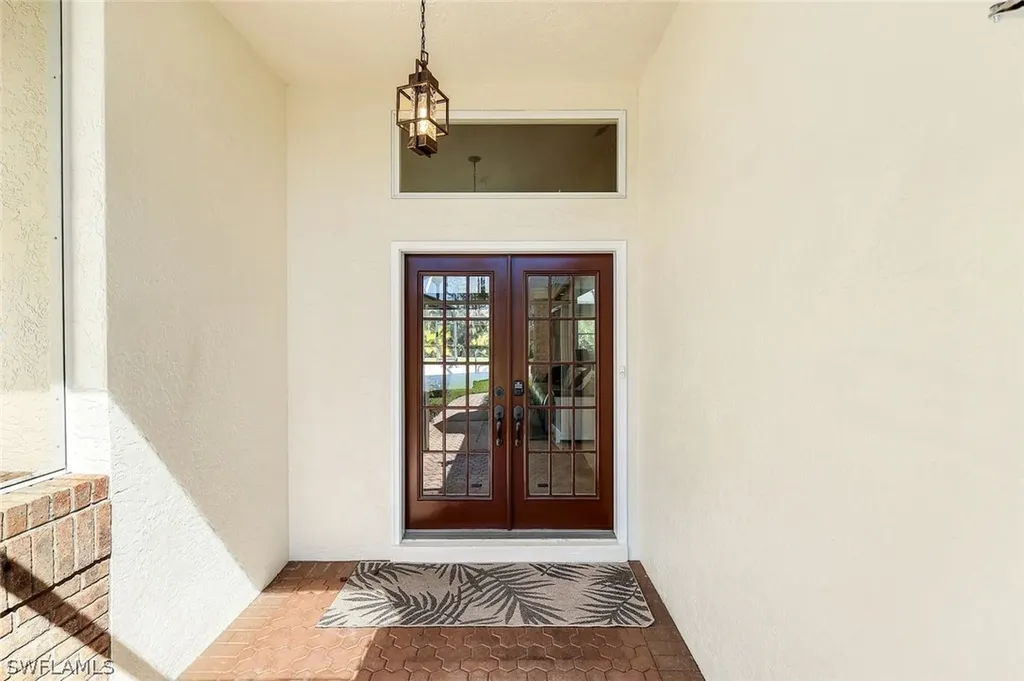 547 Cormorant Cove Naples FL 34113