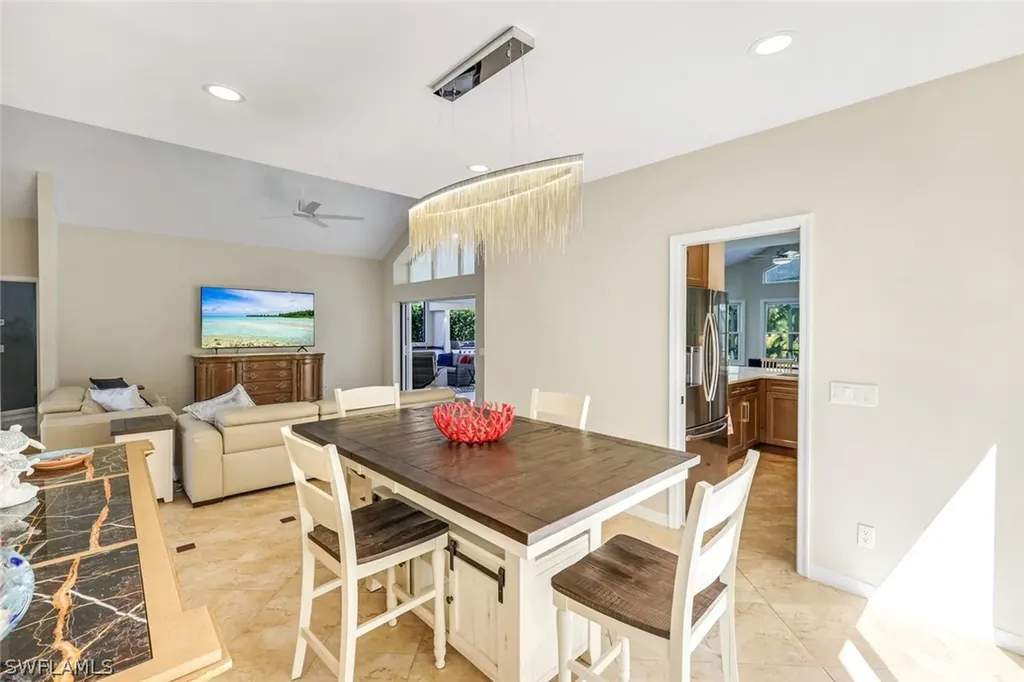 547 Cormorant Cove Naples FL 34113