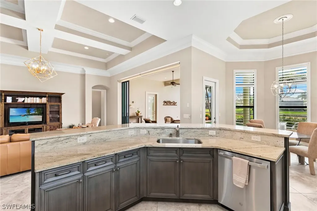 7262 Lantana Circle Naples FL 34119
