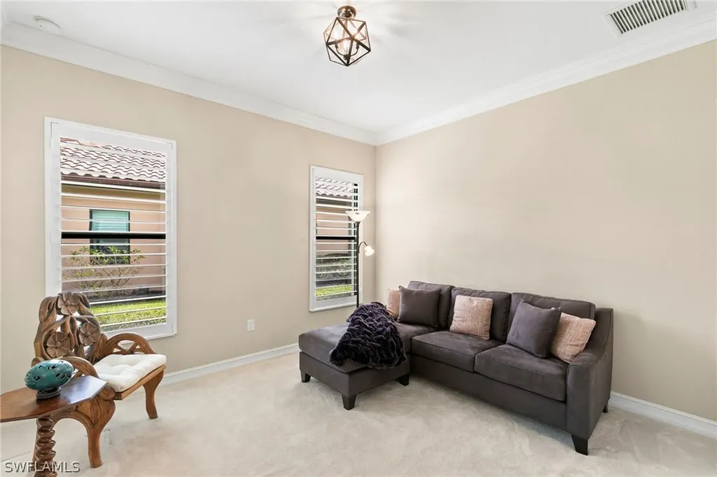 7262 Lantana Circle Naples FL 34119