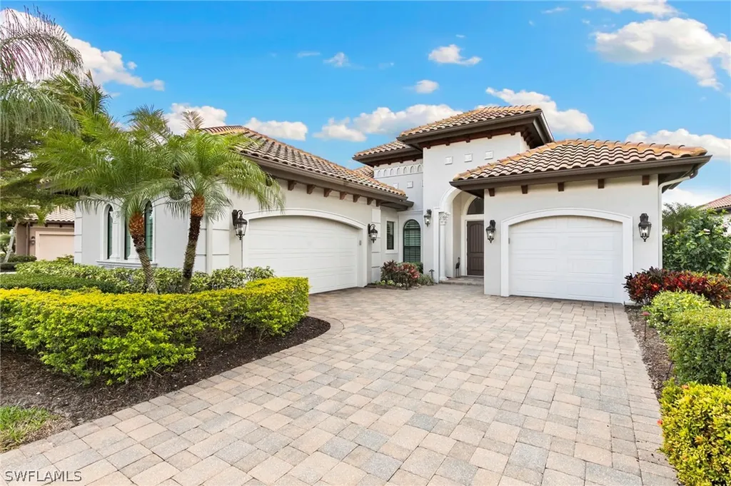 7262 Lantana Circle Naples FL 34119