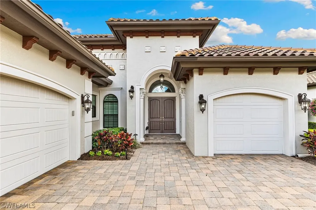 7262 Lantana Circle Naples FL 34119