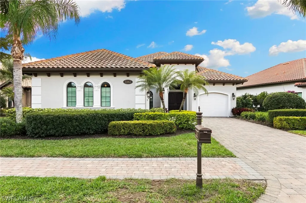 7262 Lantana Circle Naples FL 34119