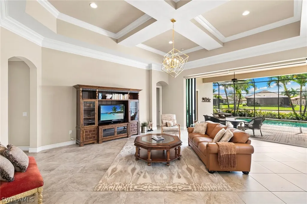 7262 Lantana Circle Naples FL 34119
