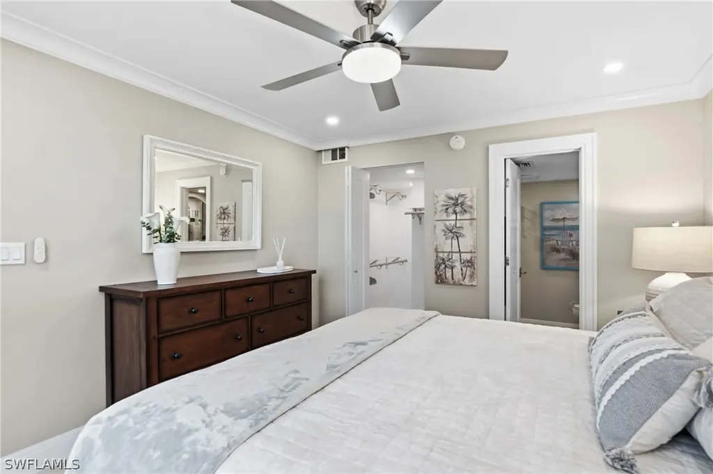 682 Broad Avenue S Naples FL 34102