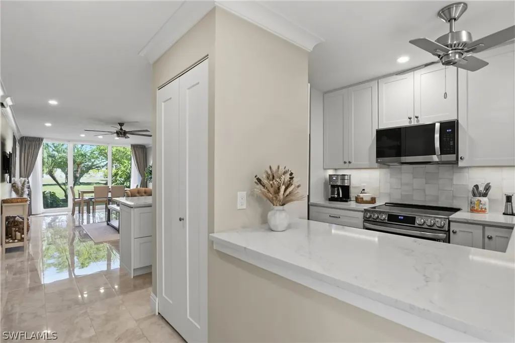 682 Broad Avenue S Naples FL 34102