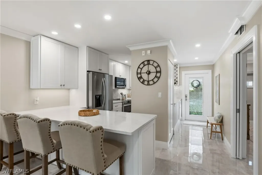 682 Broad Avenue S Naples FL 34102