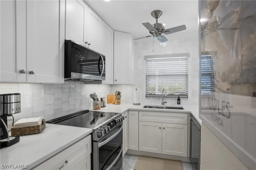 682 Broad Avenue S Naples FL 34102