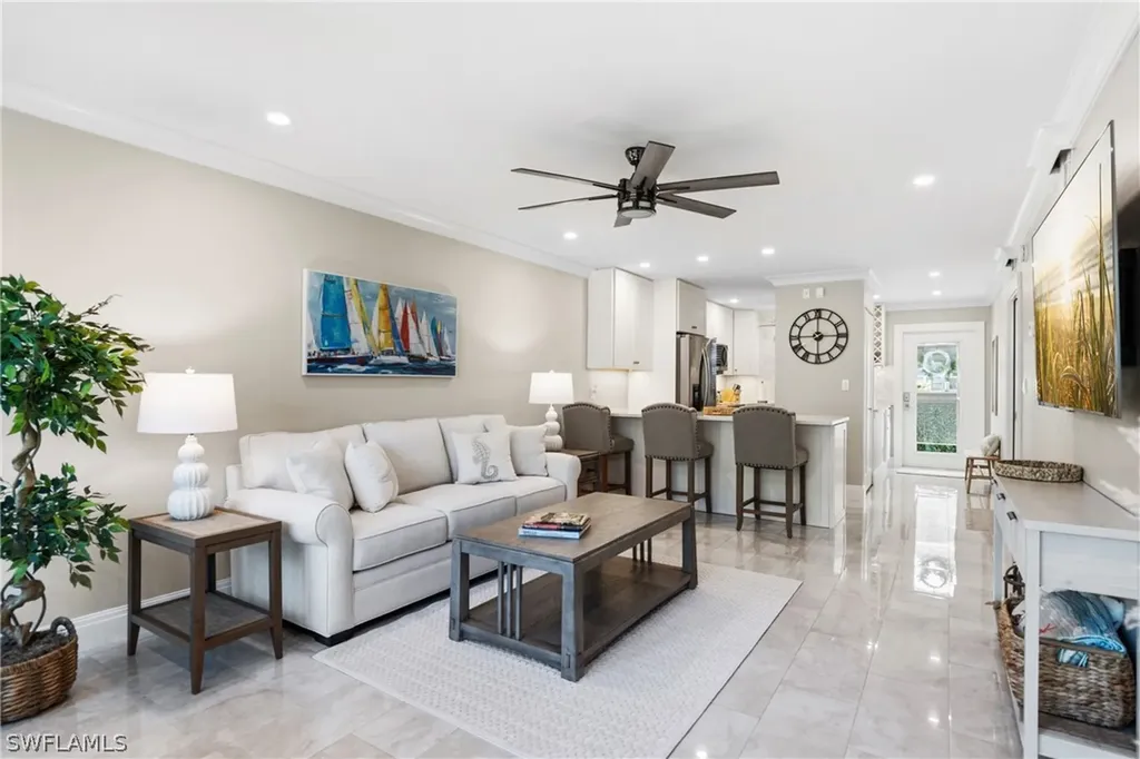 682 Broad Avenue S Naples FL 34102