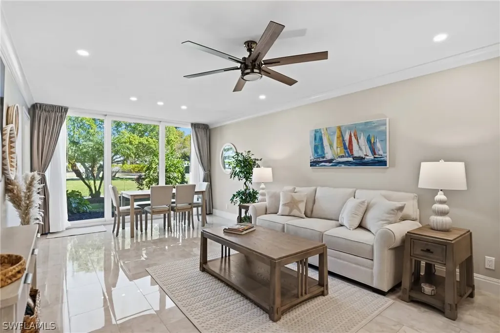 682 Broad Avenue S Naples FL 34102