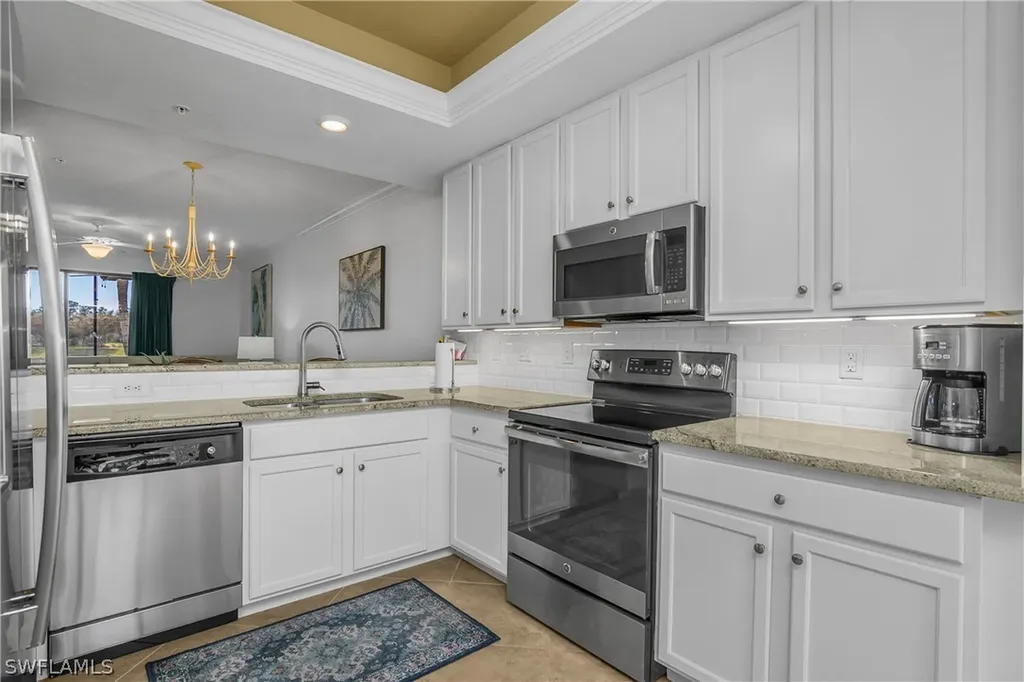 9518 Avellino Way Naples FL 34113