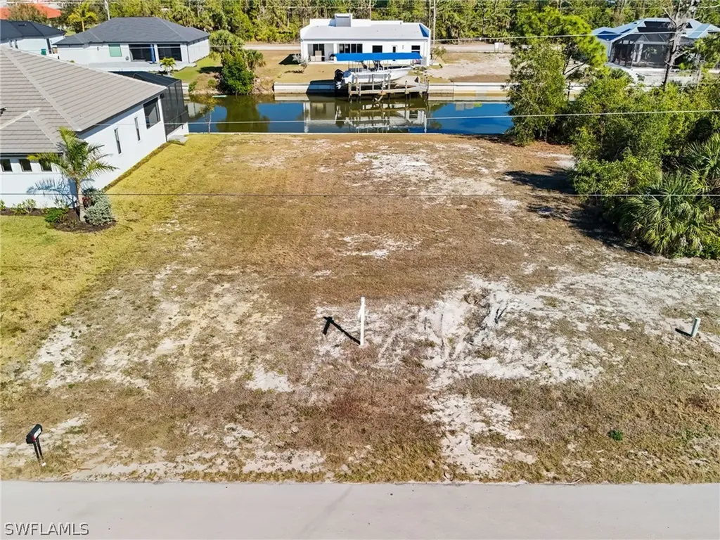 2805 NW 41st Avenue Cape Coral FL 33993