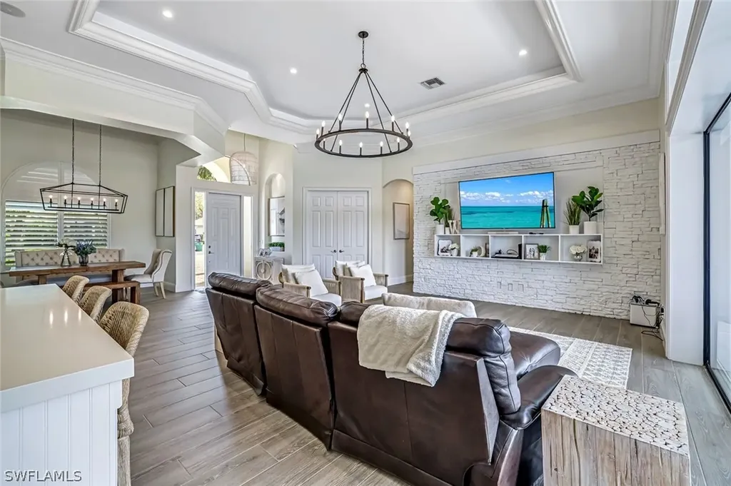 9809 Rocky Bank Drive Naples FL 34109