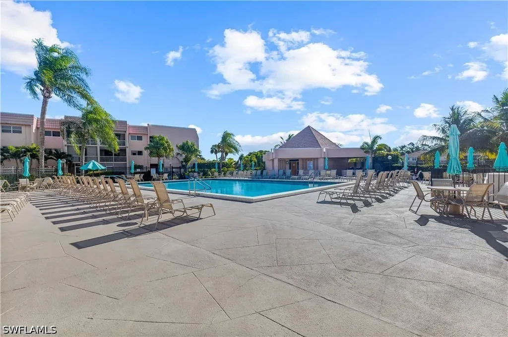 150 Turtle Lake Court Naples FL 34105