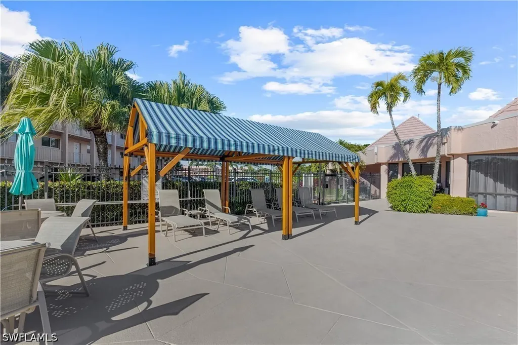 150 Turtle Lake Court Naples FL 34105
