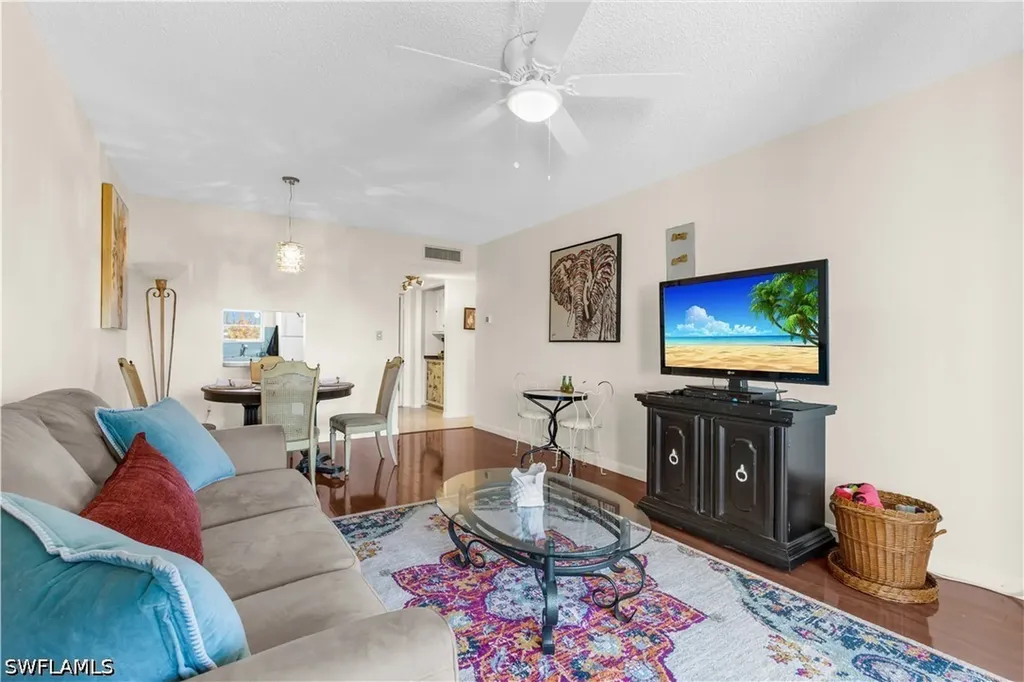 150 Turtle Lake Court Naples FL 34105