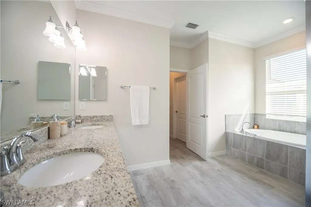 2075 Parson Street Naples FL 34120