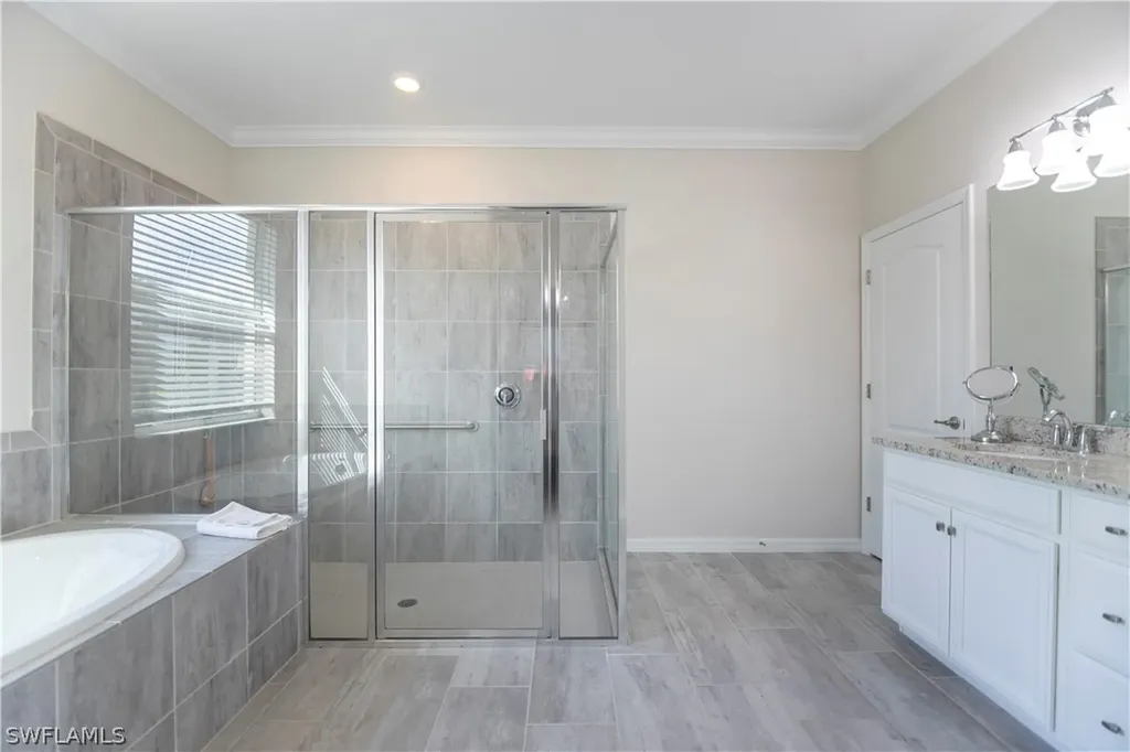 2075 Parson Street Naples FL 34120