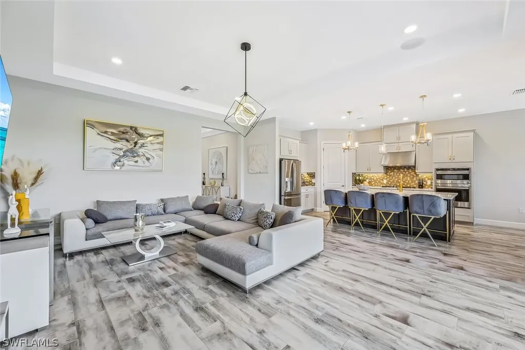 15495 Rio Ponace Court Naples FL 34114