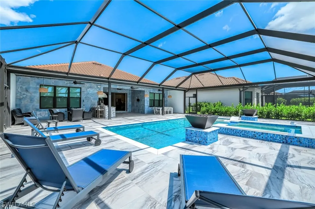 15495 Rio Ponace Court Naples FL 34114