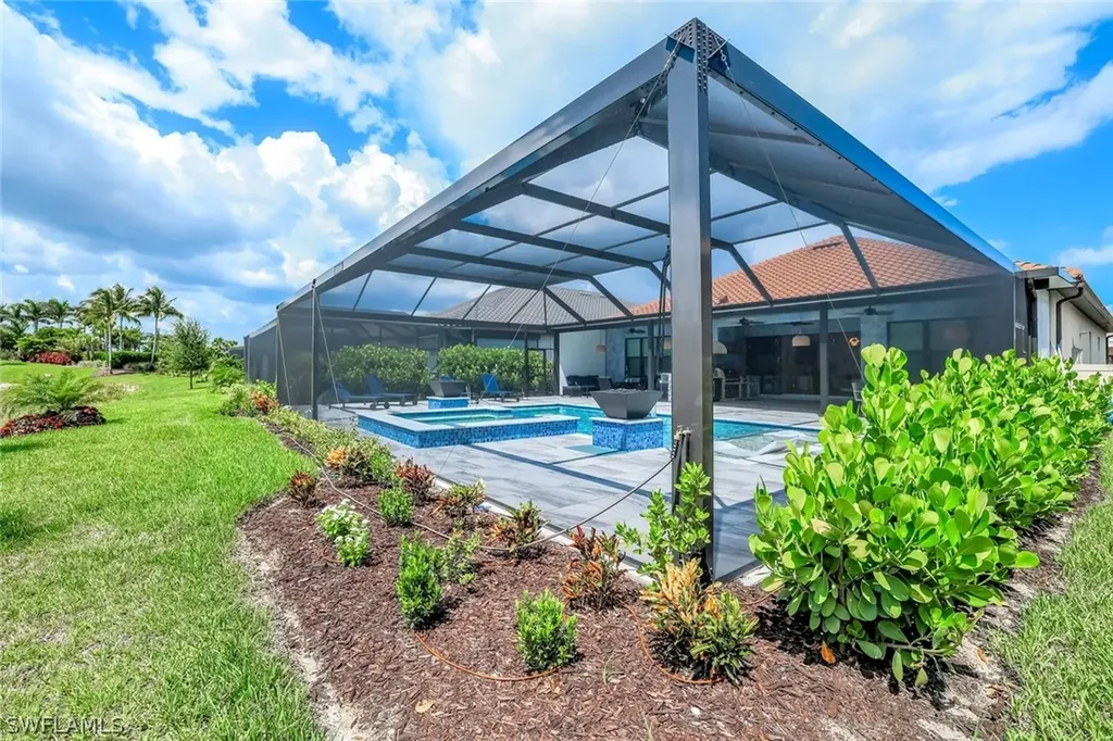 15495 Rio Ponace Court Naples FL 34114