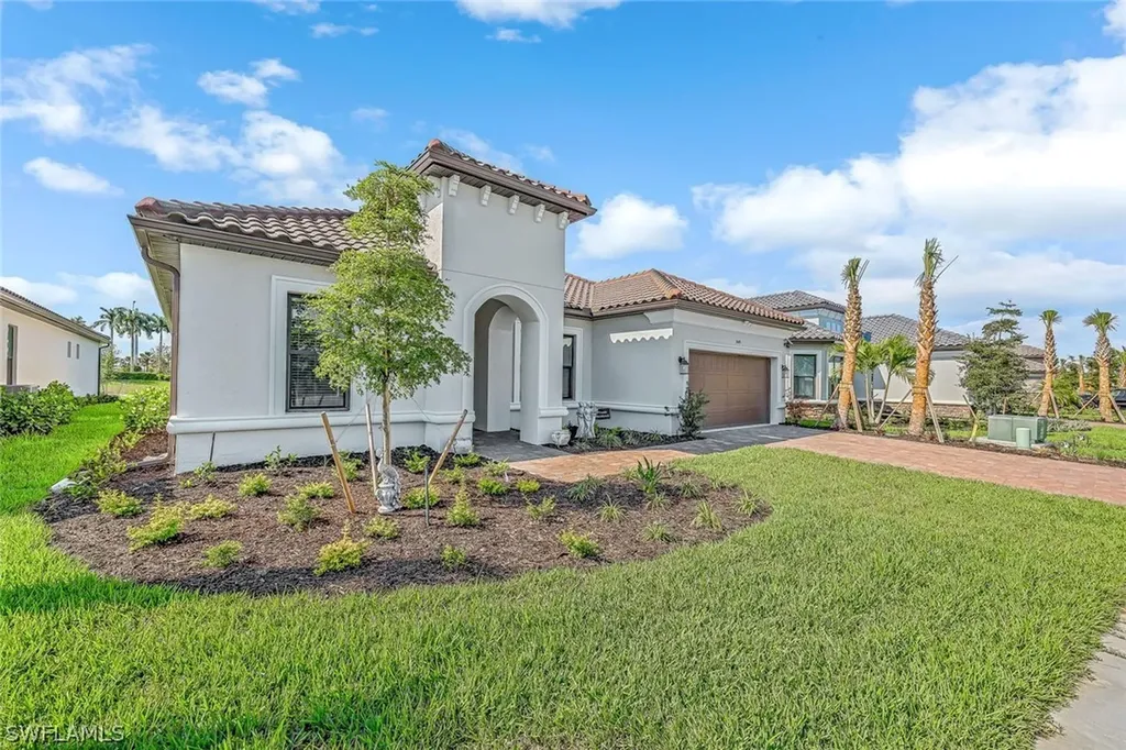 15495 Rio Ponace Court Naples FL 34114