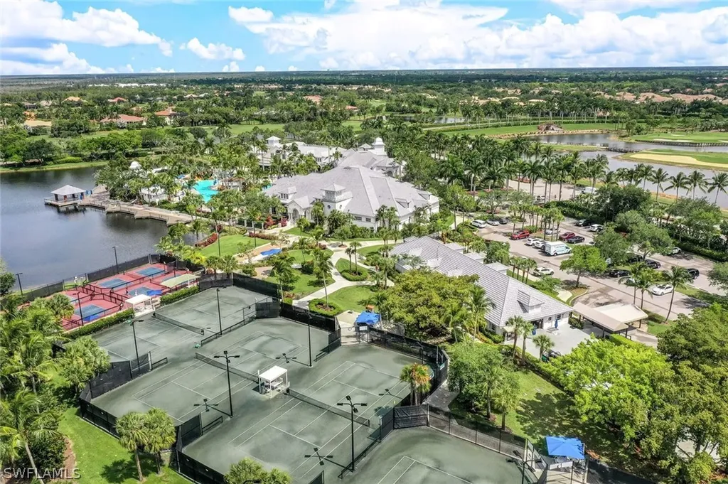 15495 Rio Ponace Court Naples FL 34114