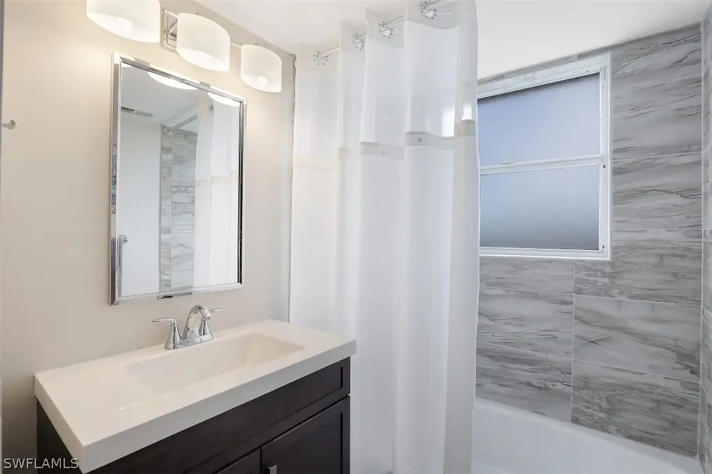 5501 Heron Point Drive Naples FL 34108