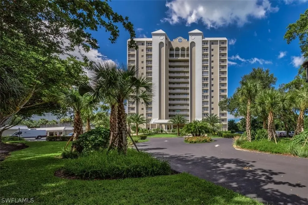 5501 Heron Point Drive Naples FL 34108