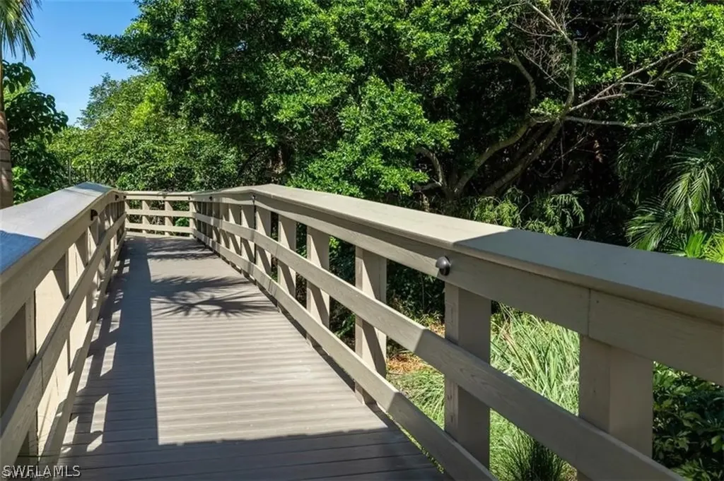 5501 Heron Point Drive Naples FL 34108