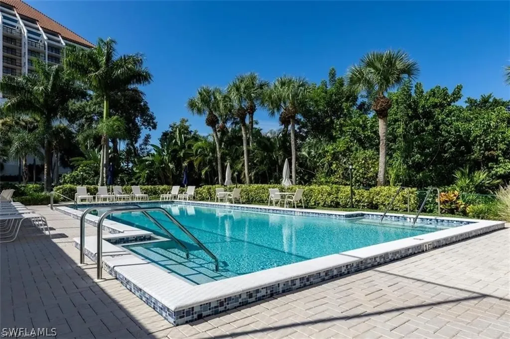 5501 Heron Point Drive Naples FL 34108