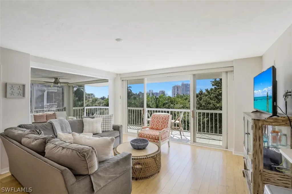 5501 Heron Point Drive Naples FL 34108