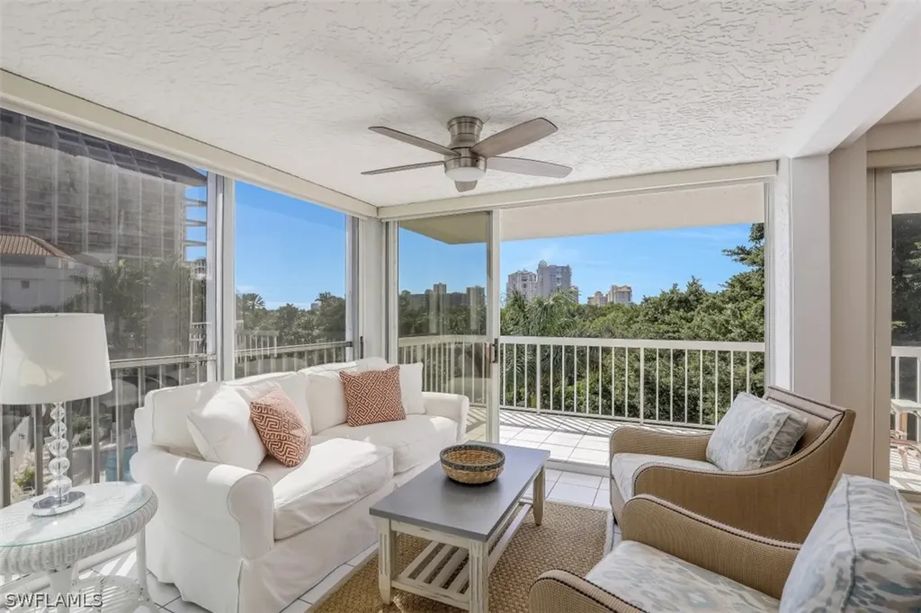 5501 Heron Point Drive Naples FL 34108