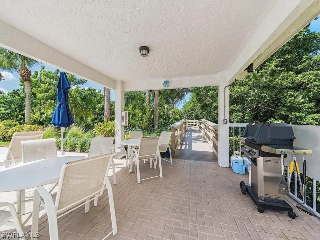 5501 Heron Point Drive Naples FL 34108