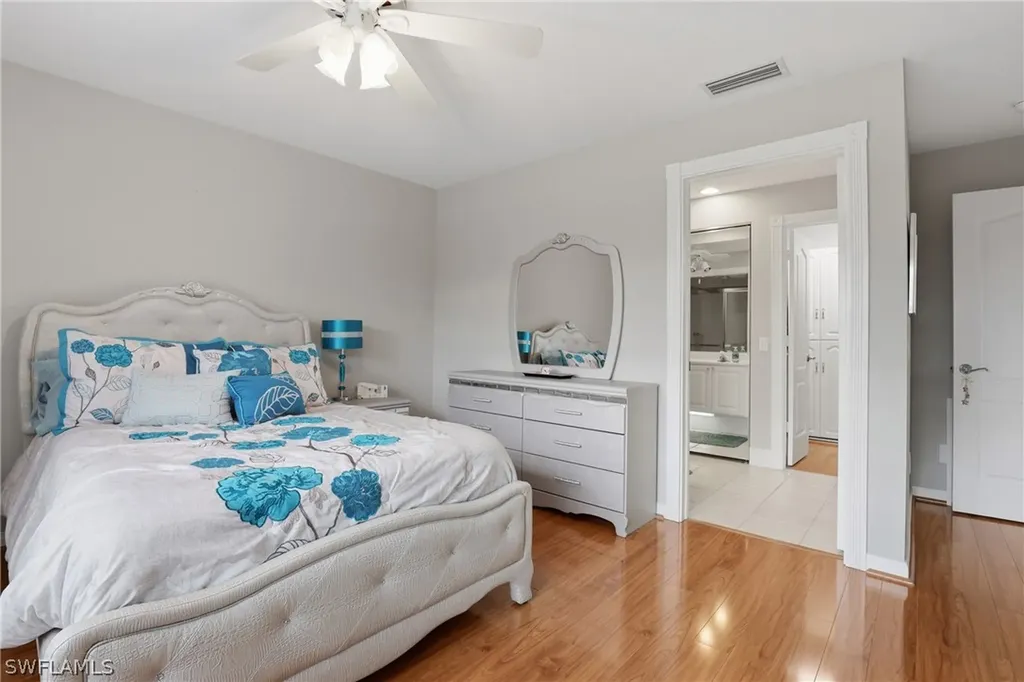 4198 Los Altos Court Naples FL 34109
