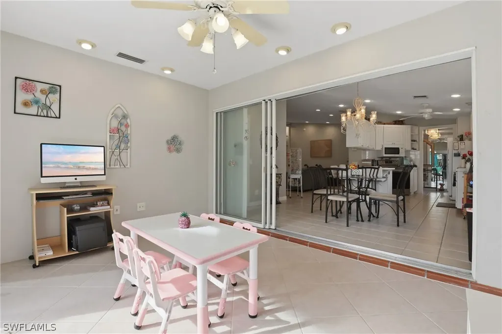 4198 Los Altos Court Naples FL 34109