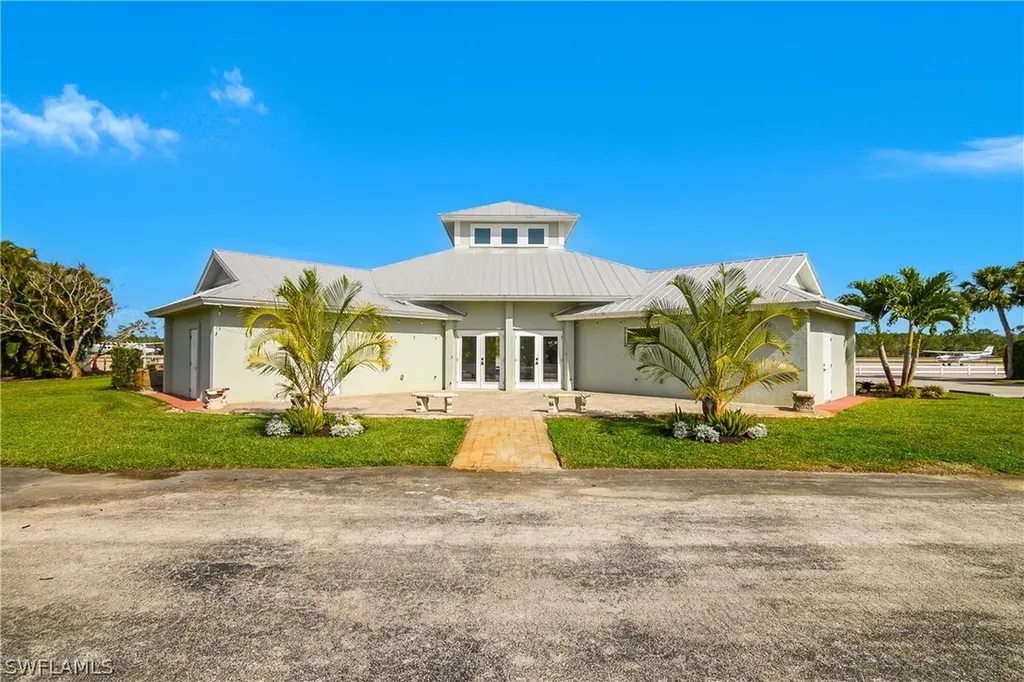 4017 Skyway Drive Naples FL 34112